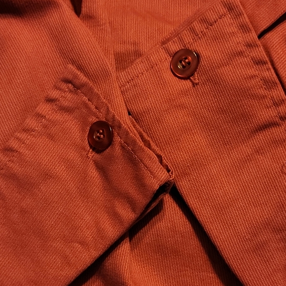 Vintage Avenue Shirt - Picture 4 of 5